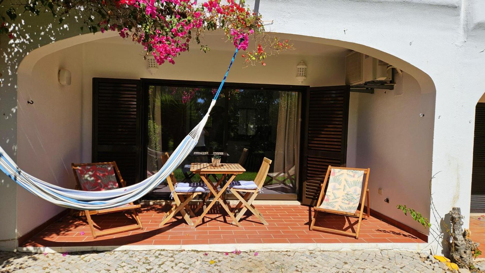 Seacoast Retreat With Pool And Beach Access By Drago Rentals อัลบูเฟรา ภายนอก รูปภาพ